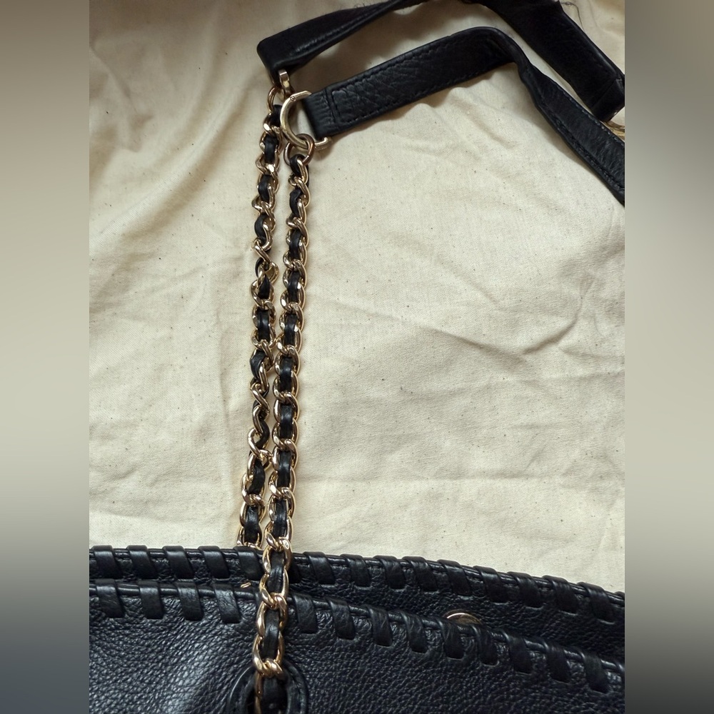 Tory Burch Black Leather Marion Shoulder Bag - Picture 3 of 10
